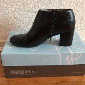 Black Life Stride booties